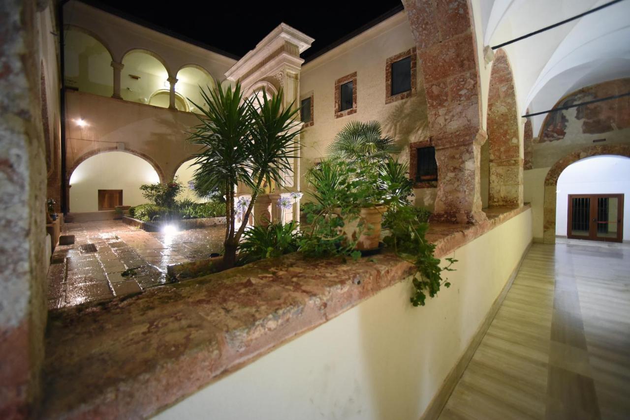 Hotel Convento Di Stignano Rignano Garganico Exteriér fotografie