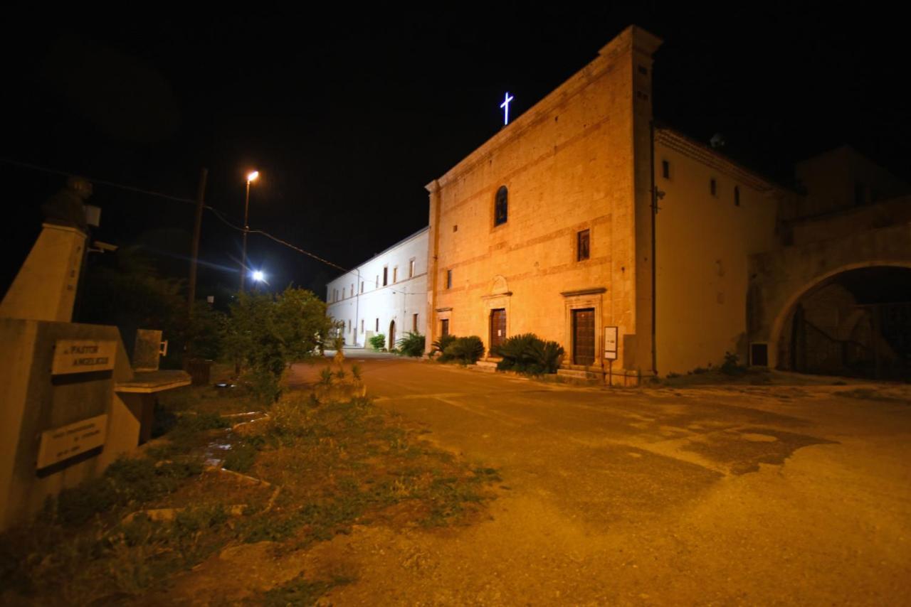 Hotel Convento Di Stignano Rignano Garganico Exteriér fotografie