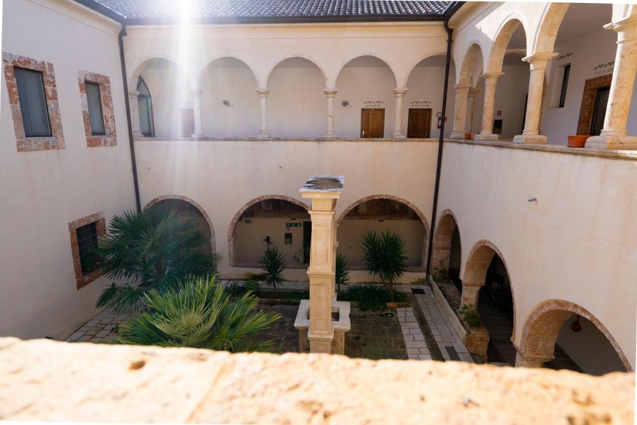 Hotel Convento Di Stignano Rignano Garganico Exteriér fotografie